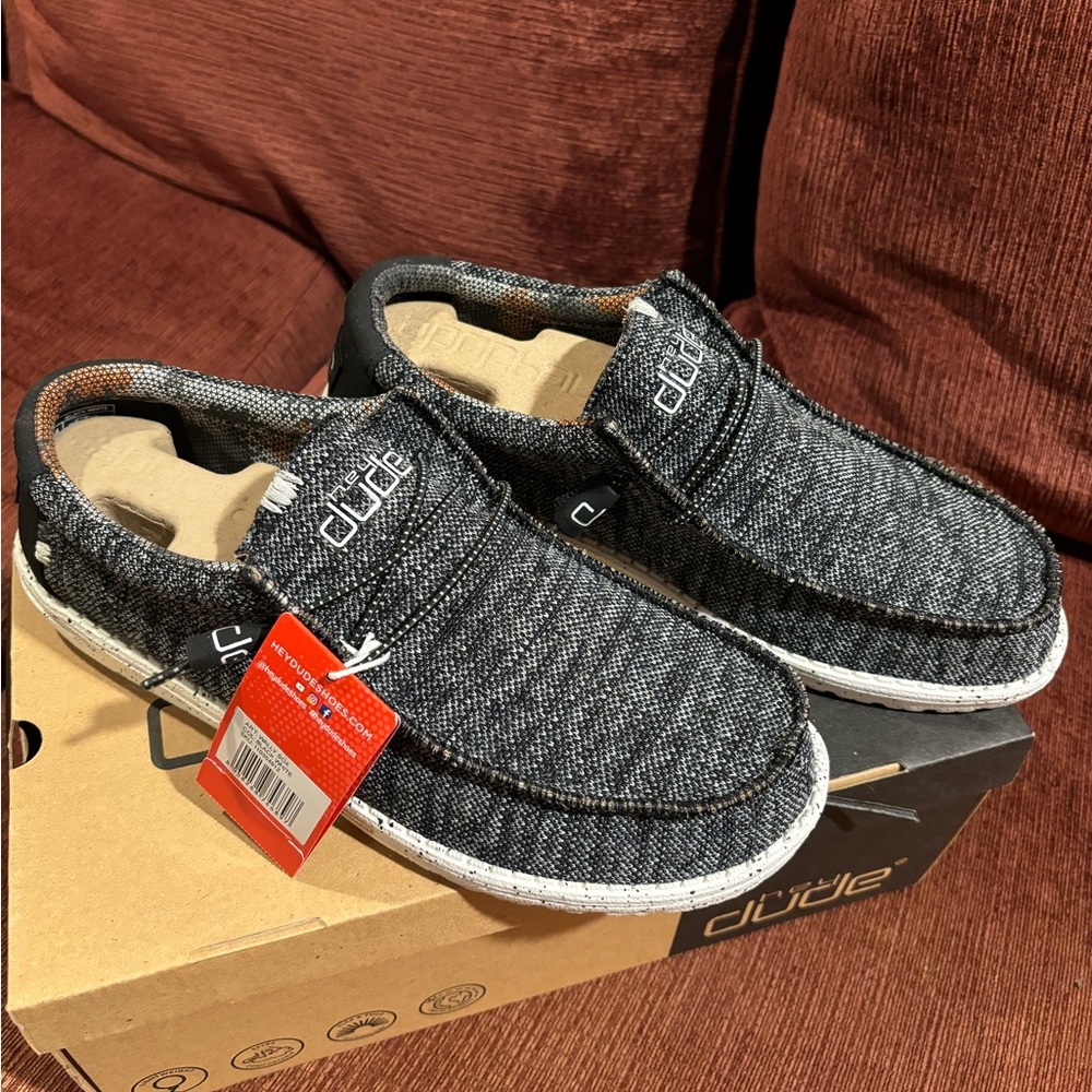 Hey dudes: boat shoes, brand new, never worn, slip on shoes